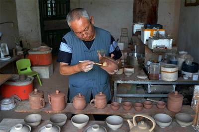 弘揚工匠精神 傳承陶瓷技藝 推動文化作品與非物質(zhì)文化遺產(chǎn)的傳播